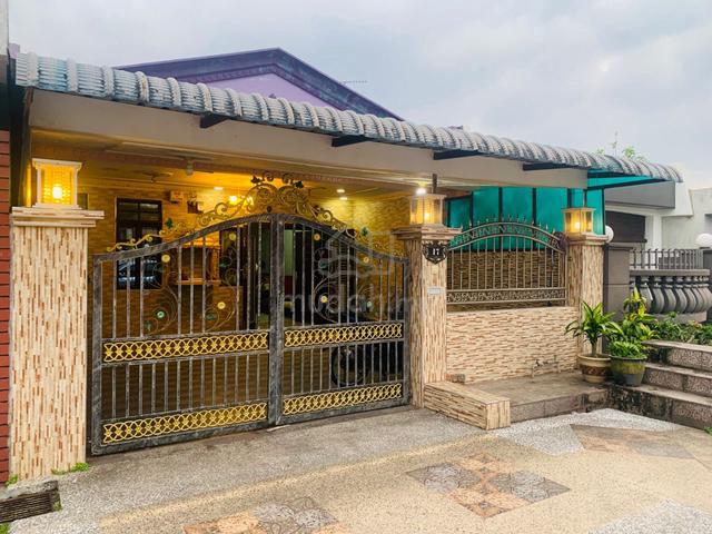 Single storey Taman Puteri Wangsa 1