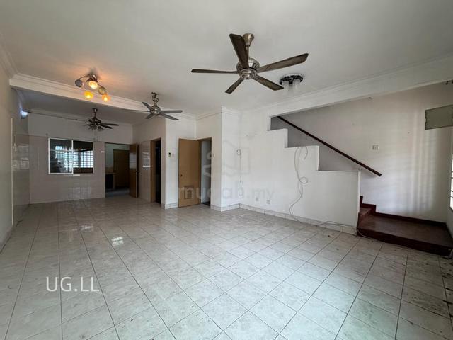 Klang Bandar Botanic Kiara 2 Storey House For Sale 1