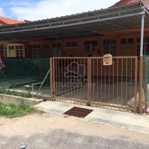 Rumah teres 1 tingkat di Taman Perisai Wira, Kuala Krai 1
