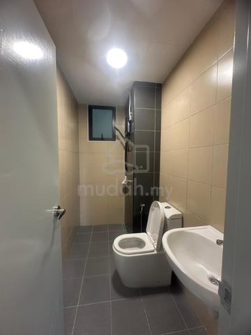 Low Deposit @ Bayu Residensi Room to Rent 5