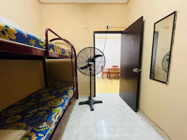 Mencari 1 Pengganti Perempuan 📍 PKNS, Blok 56, Seksyen 7, Shah Alam 1