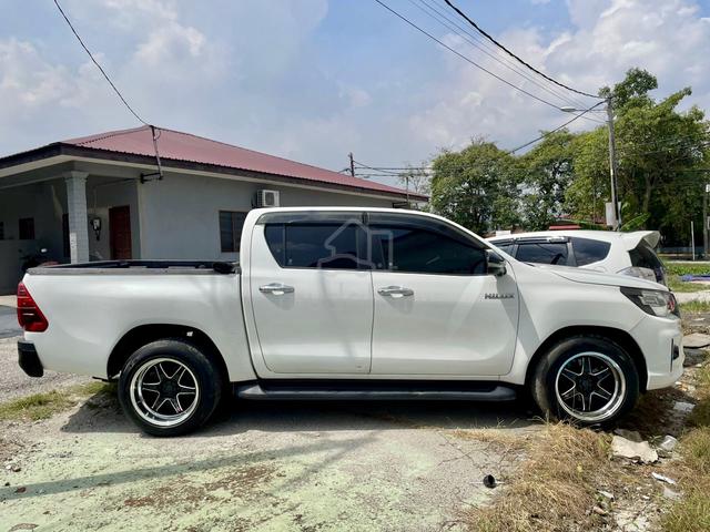 2019 Toyota HILUX 2.4 G FACELIFT (A) - 4