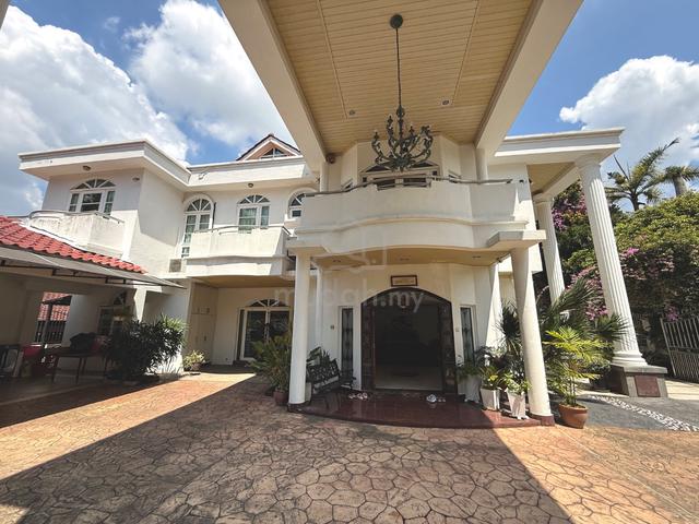 Own a Bungalow in TTDI - Location! Location! 1
