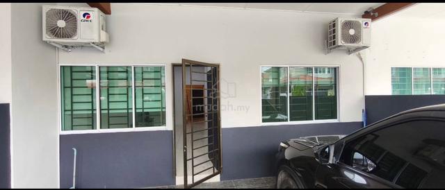 Uni Garden Single Storey Intermediate Terrace house 1