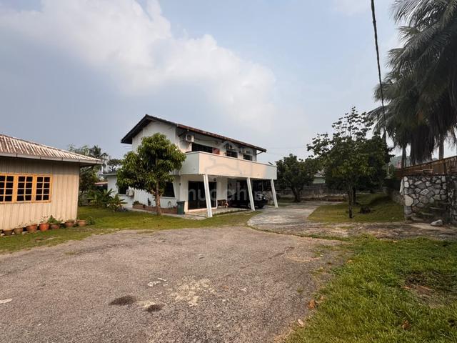 [FOR SALE] Massive 14,267 sq.ft  Double-Storey Bungalow & Land in KL 1