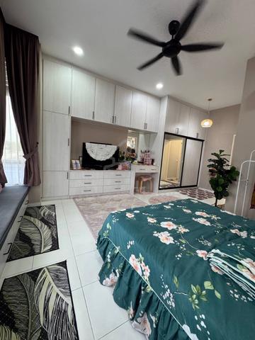 Fully Furnished Double Storey End Lot For Rent at Graham Garden 1
