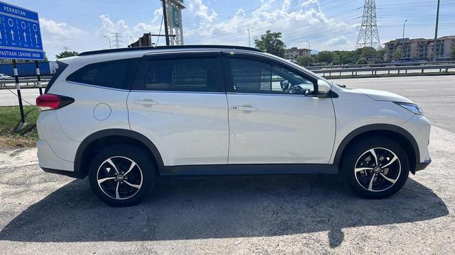 2021 Perodua ARUZ 1.5 AV (A) GOOD CONDITION 2022 - 5