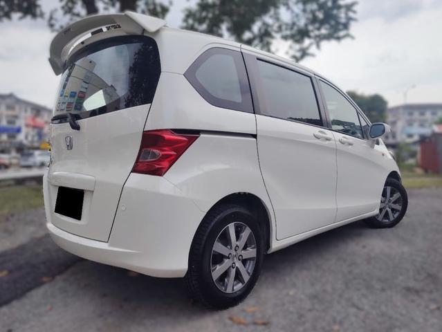 2012 Honda FREED 1.5 E (A) 1 OWNER LIKE NEW - 2