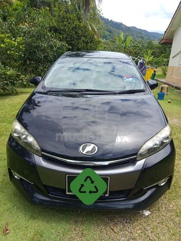 2013 Toyota WISH 1.8 S FACELIFT (A) - 1