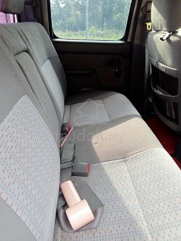 2004 Nissan FRONTIER 2.5 GRANROAD (M) - 4