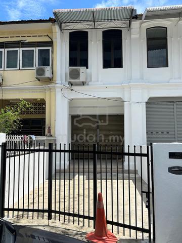 Commercial 2 storey shop lot @ Jalan Zainal Abidin , George Town 1