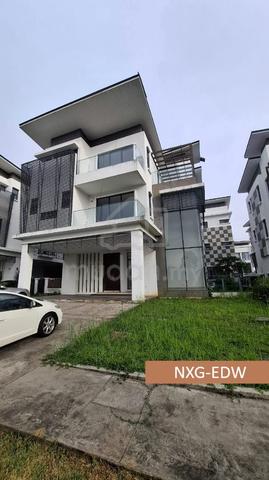 Residence33 Kota Kemuning 3+1Sty Bungalow 59x87 w Swimming Pool w LIFT 1