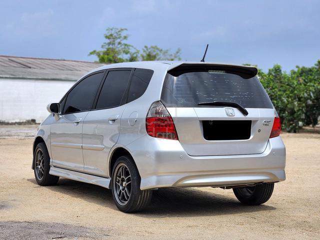 2006 Honda JAZZ / FIT 1.5 VTEC (A) GOOD CONDITION - 3