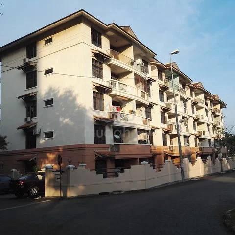 Emerald Court 1