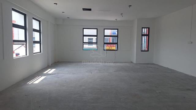 2sty Corner Unit shop @Kota Emas , Pontian 1