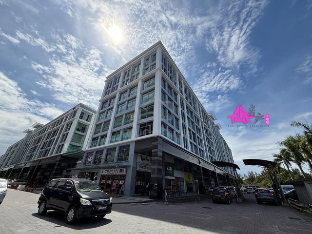 8-Storey Corner Shoplot in KK Times Square – IMAGO, Sea & Golf View! 1