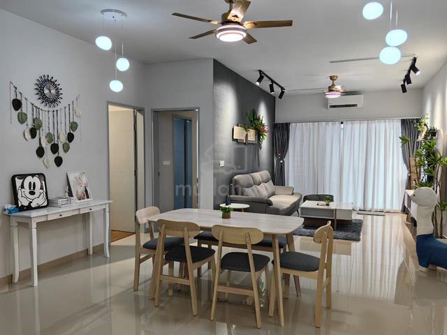 Admiral Residences 1