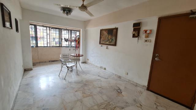 Makmur Apartment 1