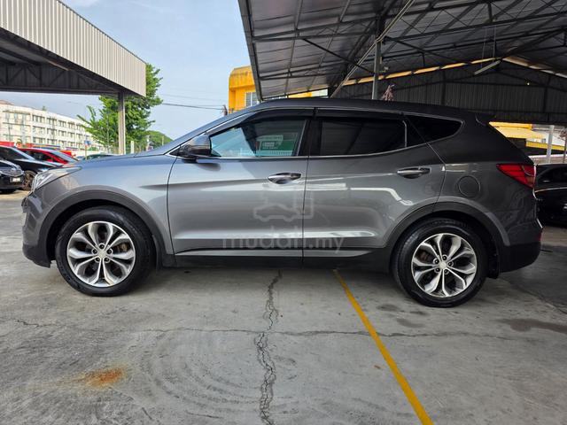 Hyundai SANTA FE 2.2 Diesel (A) 2015 [Tip Top SUV] - 4