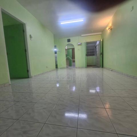 Taman Kristal 1