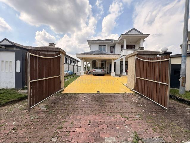 BELOW MV! Fully Renovated Bungalow 2 Storey, Subang Bestari, Shah Alam 1