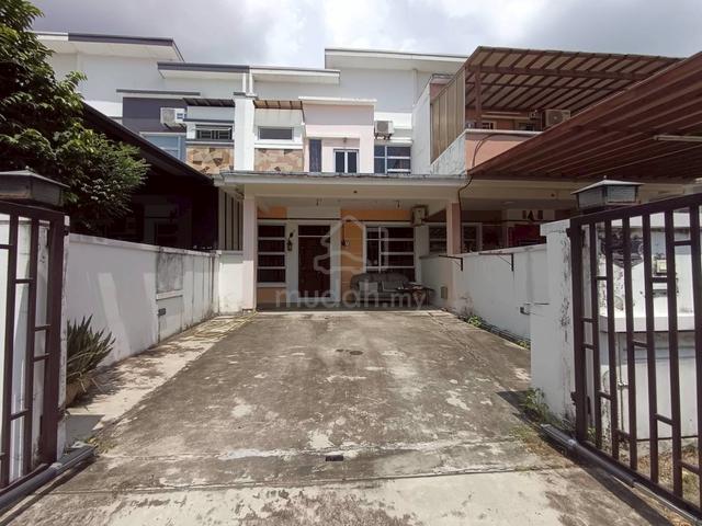 For Rent Bukit Indah Double Storey House , 20x65 Sqft 3 Bedrooms 1