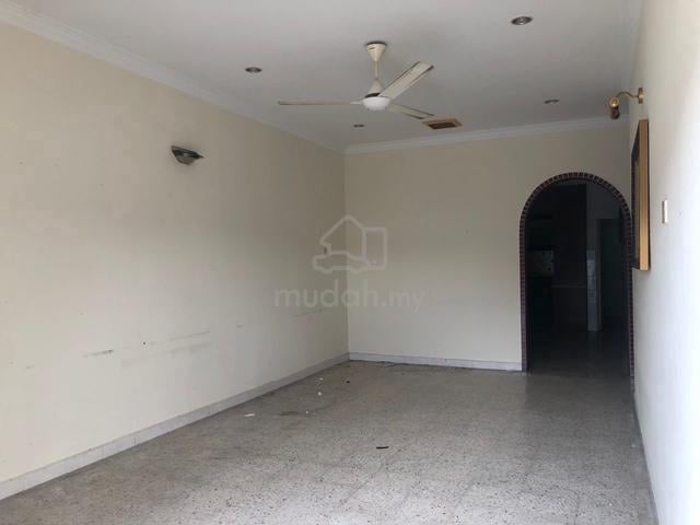 MONTHLY PAY RM1.3K+ 2-Storey Terrace House Taman Sungai Jelok Kajang 1