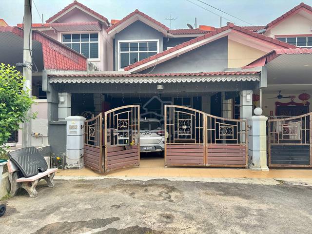TAMAN PELANGI, TANGKAK - Double Storey Terrace / FULLY RENOVATED 1