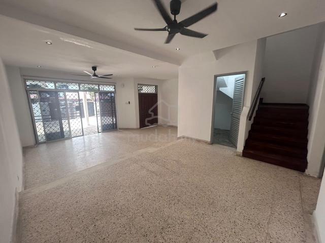 Taman Perling Single Storey Terrace House For Sale 1